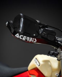 Paramanos-Acerbis-Negros-SBrally-Honda-CRF