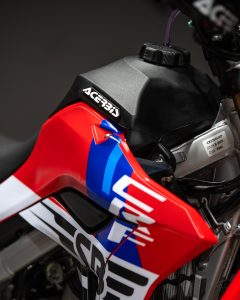 Acerbis-depósito-Honda-CRF-300L-detalle-1-SBrally