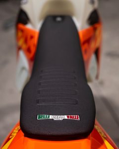Funda-Asiento-Enduro-Custom-KTM-EXC-SBrally_vista_trasera