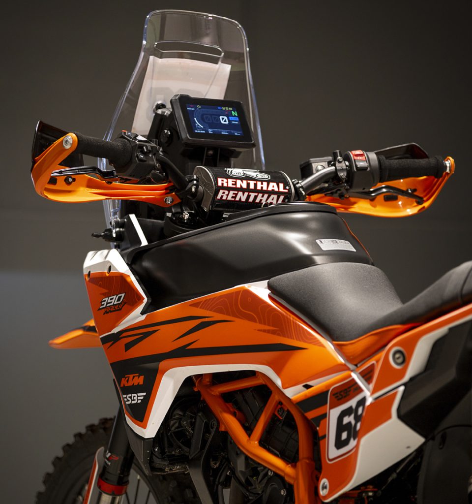 KTM-390-Adventure-R-x-SBRally_mandos
