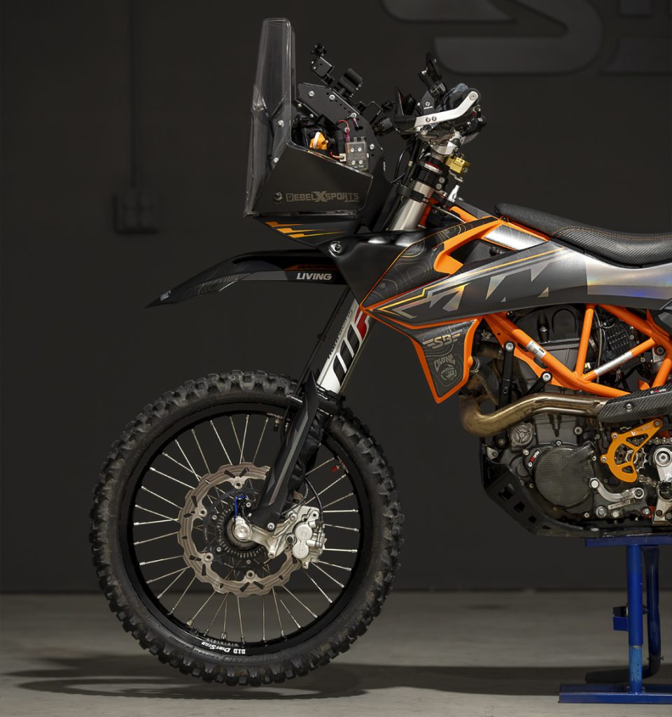 KTM-690-RALLY-x-SBRally vista lateral