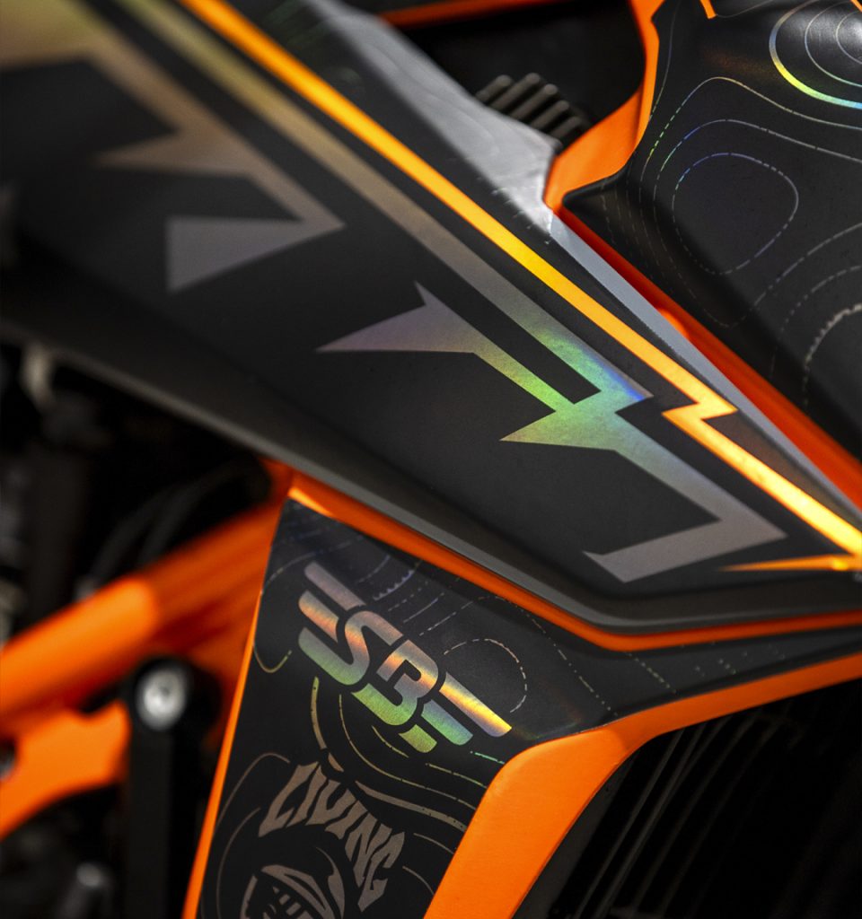 KTM-690-RALLY-x-SBRally custom graphics 2