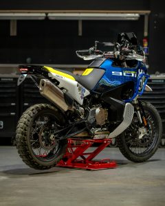 Portamatriculas-plateholder-Husqvarna-901-Norden-SBrally_Vista-general