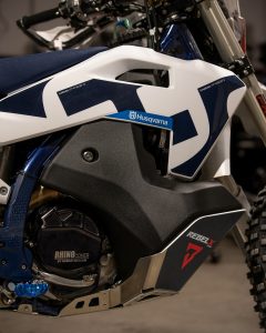 Fuel-Tank-Rebel-X_21L-SBrally_HusqvarnaFE-view2