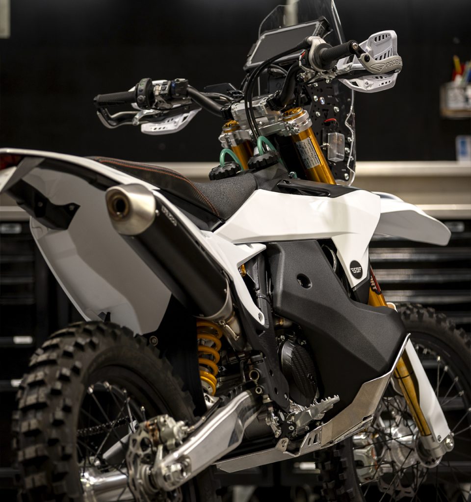 KTM-500-EXC-SBRally_depósitos-RebelX-21L-Rear