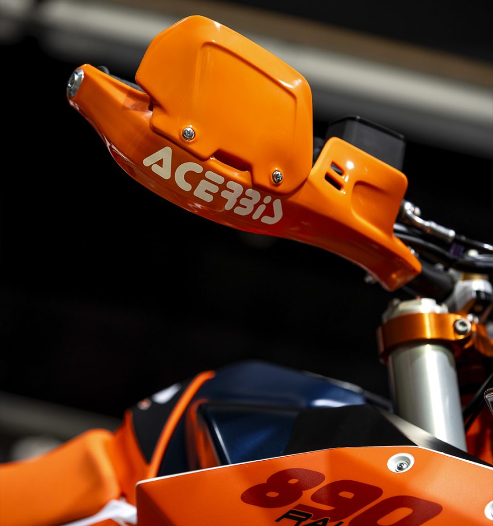 KTM-890-Adventure R-SBRally_Acerbis-handguards